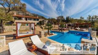 Виллы Old Stone Villa Talići Hill Сутоморе Улучшенная вилла с бассейном-43